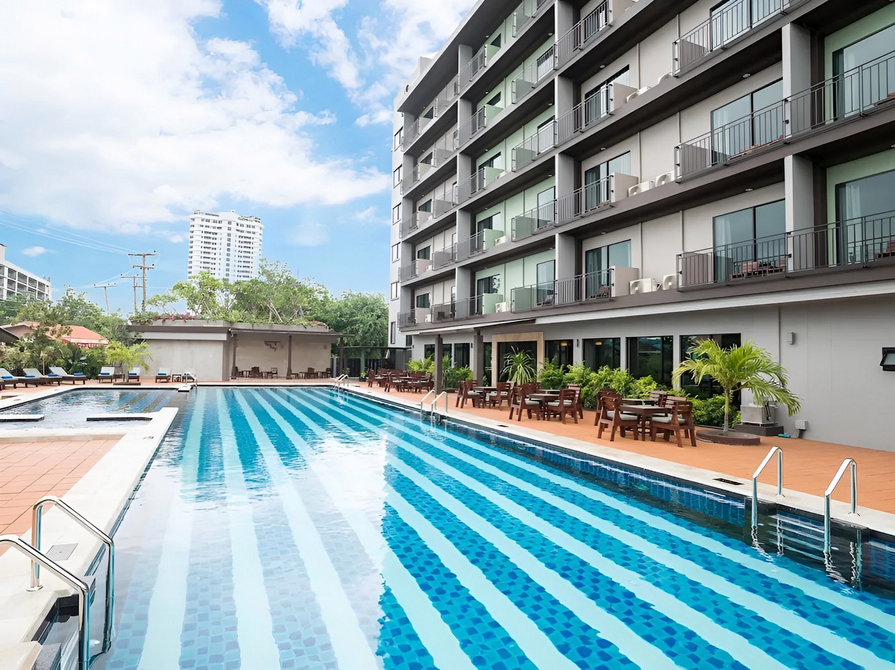 Outdoor Swimming Pool